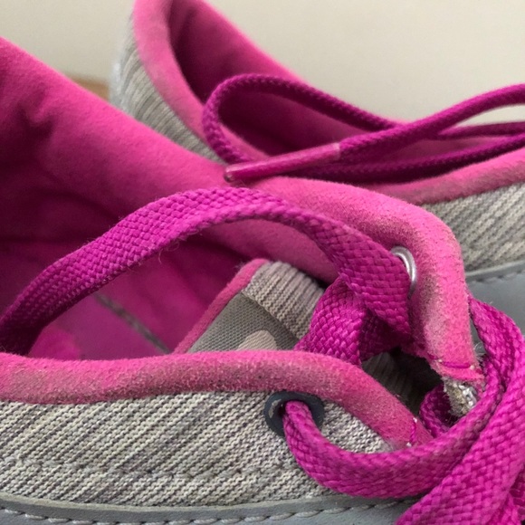 New Balance Women's Running Shoes 317 Size 7 - Picture 2 of 7